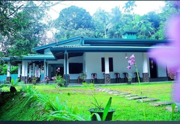 Salmanel Resort Ratnapura Eksteriør bilde