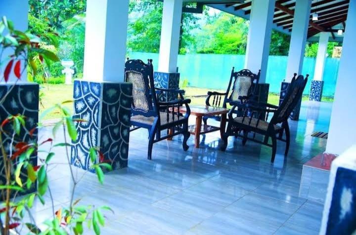 Salmanel Resort Ratnapura Eksteriør bilde