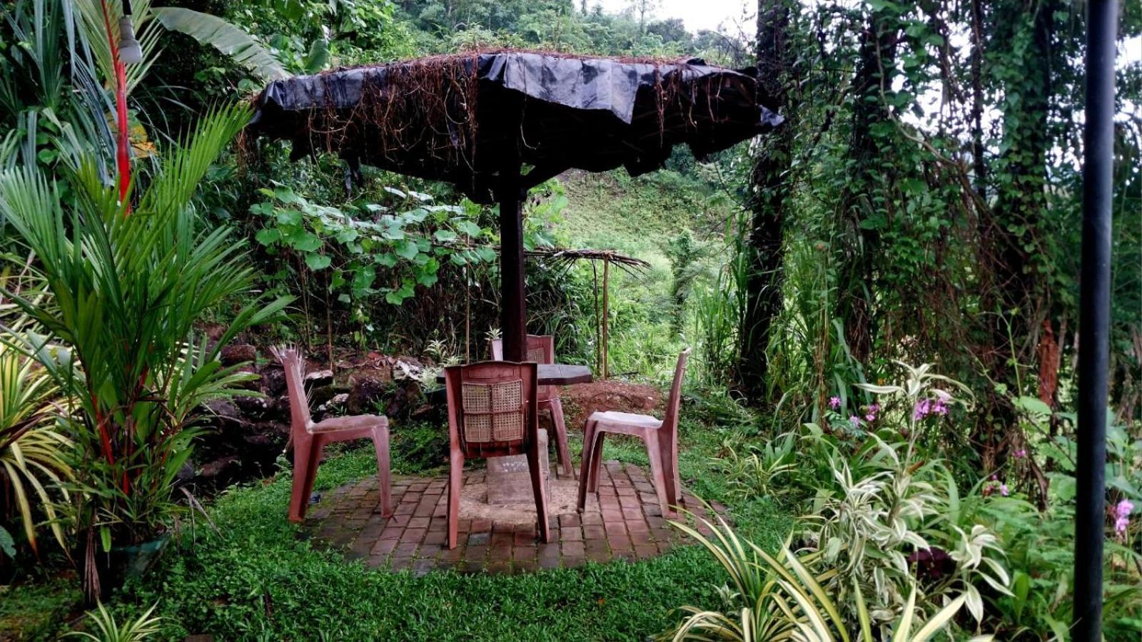 Salmanel Resort Ratnapura Eksteriør bilde