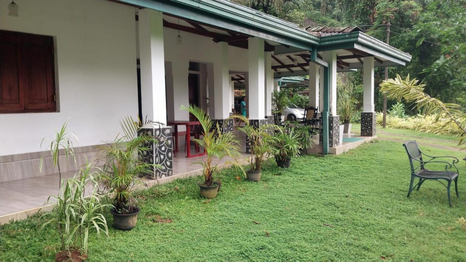 Salmanel Resort Ratnapura Eksteriør bilde